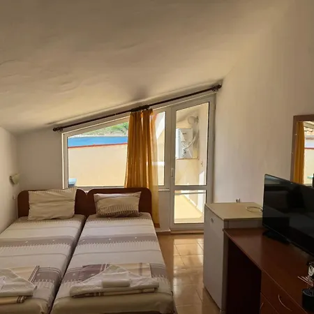Hotel кооп бриз Chernomorets